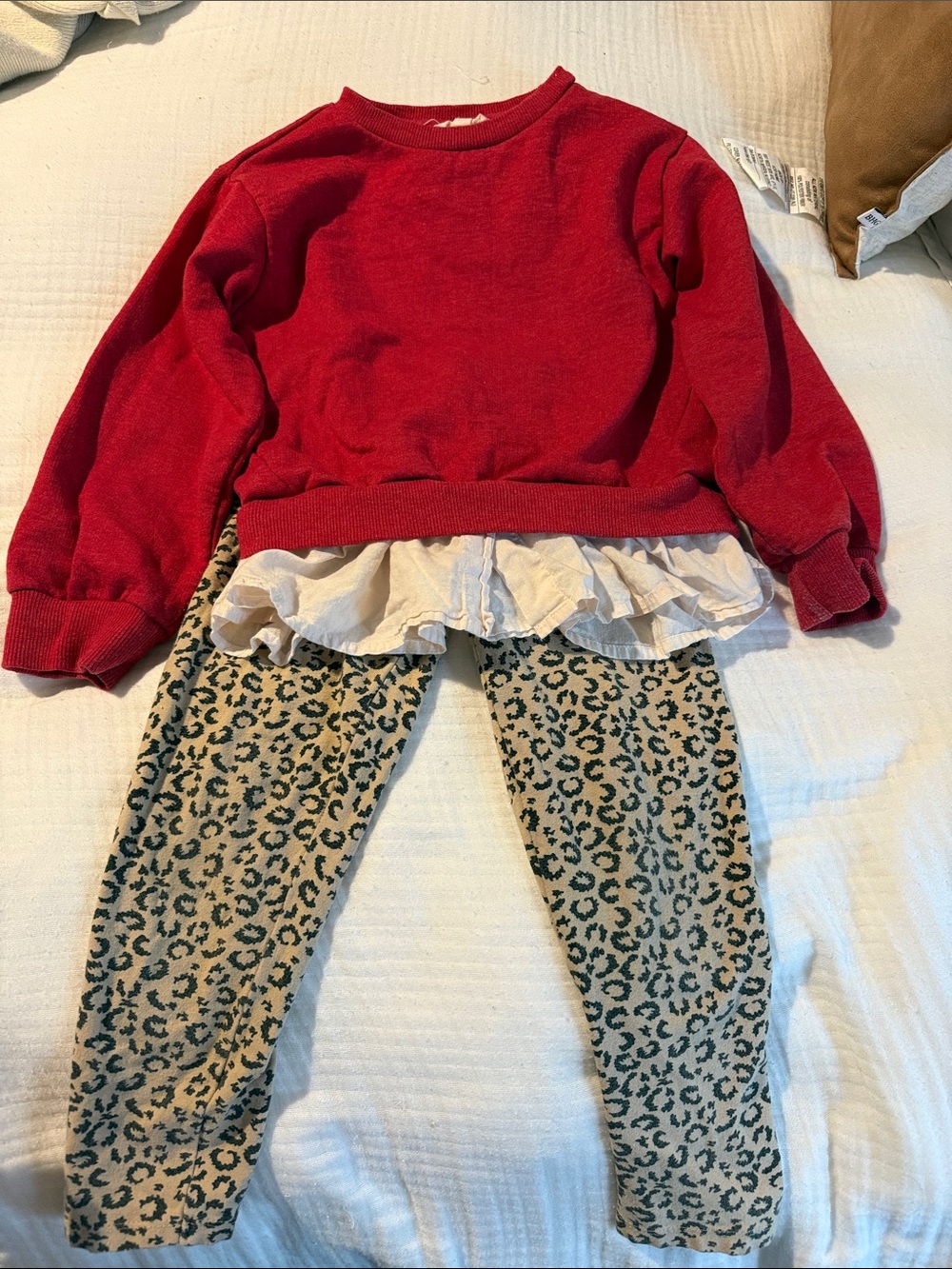 Jessica Simpson Kids Leopard Leggings in Tan and Green with Red Top